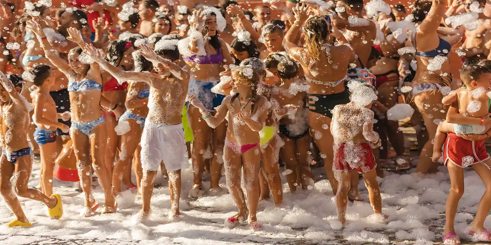 Schiuma pparty al Nova Siri Village