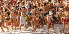Schiuma pparty al Nova Siri Village