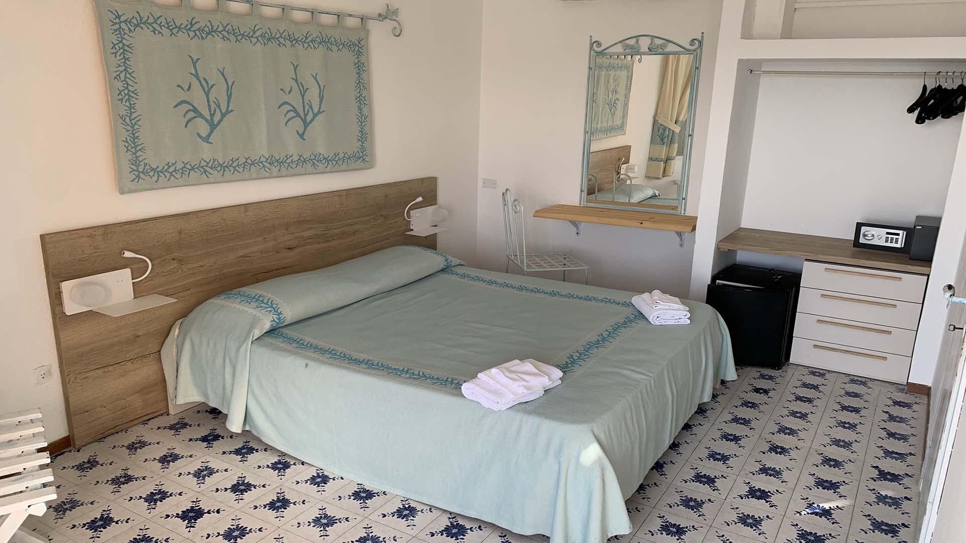 Camera Matrimoniale Club Esse Shardana