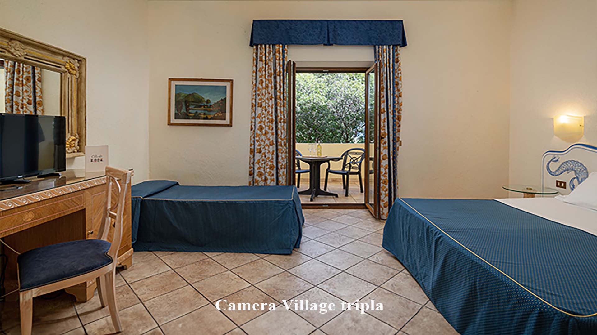 Camera Village tripla