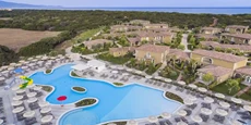 La piscina prestige Is Serenas Badesi Village