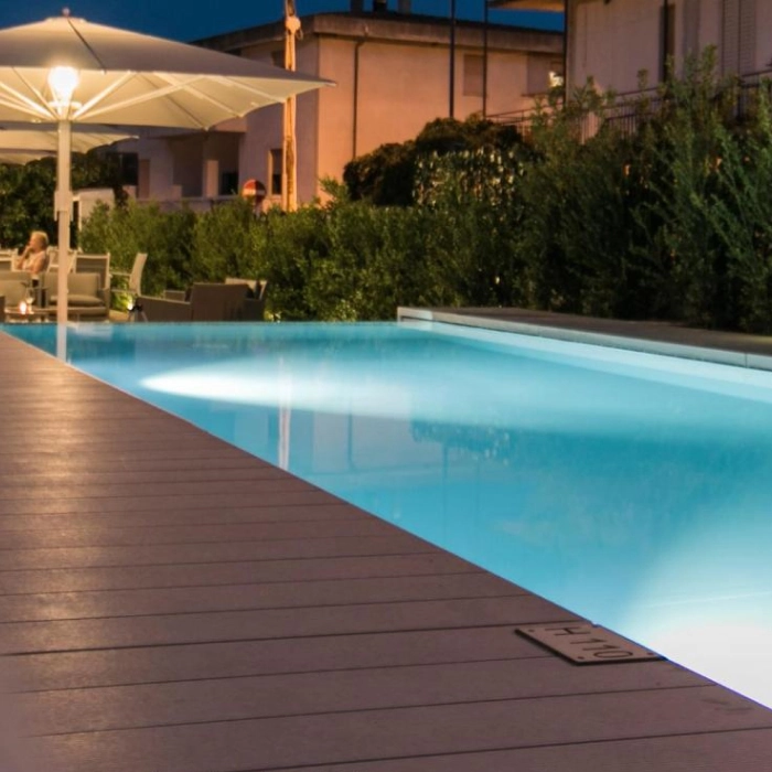Hotel-Nettuno-piscina