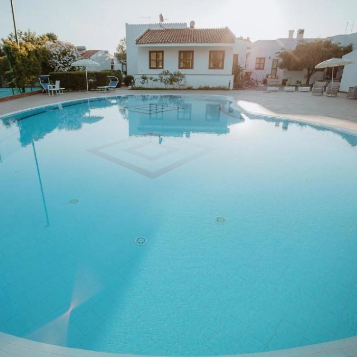 Resort Fior di Sardegna-piscina