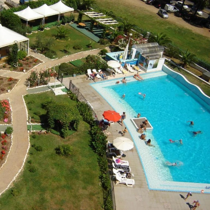 Elena Club Resort-piscina