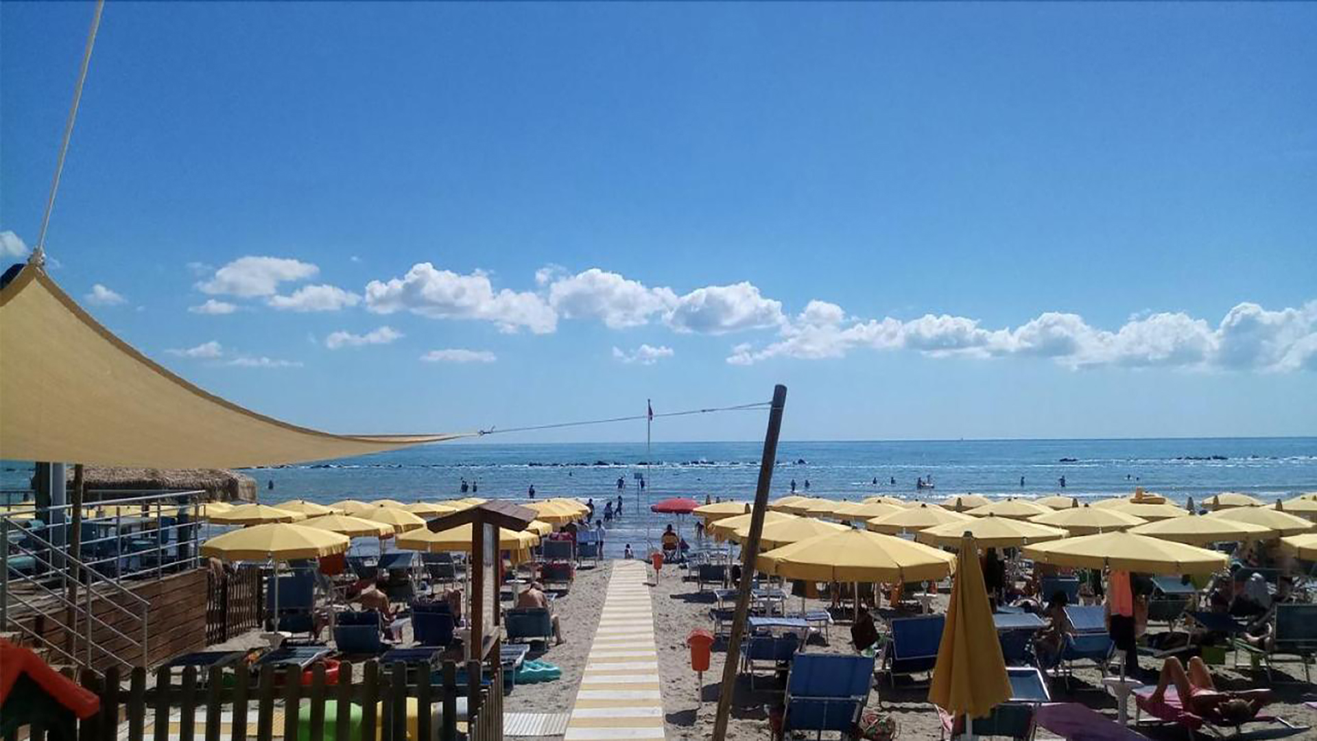 Hotel Holiday di Villa Rosa Martinsicuro