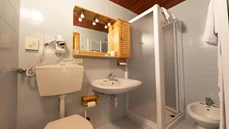 Hotel Meuble Joli di Cervinia bagno