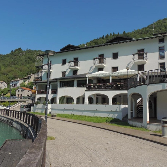 Esterno Hotel Celis