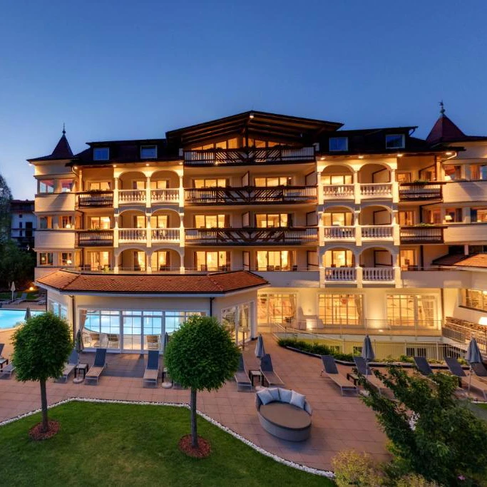 Esterno Majestic Hotel & Spa Resort
