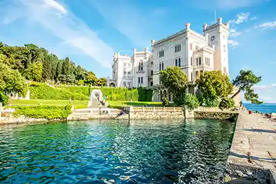 Il Castello di Miramare a Trieste