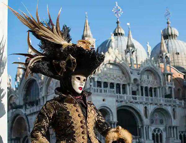 Carnevale 2024 in Italia: Le Tradizioni più Colorate e Affascinanti