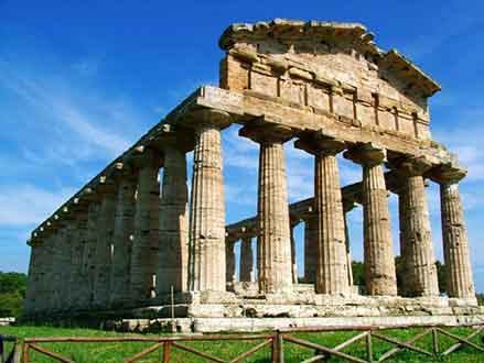 Racconti di Viaggio: a spasso nella storia tra i templi Paestum